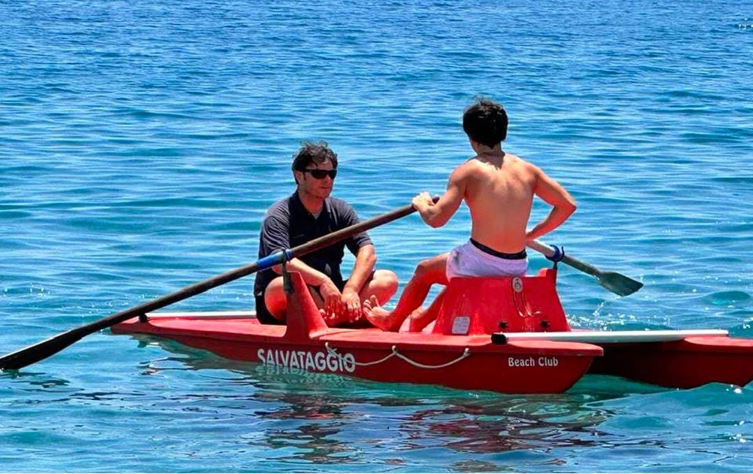 Esami di voga in mare per diventare bagnino
